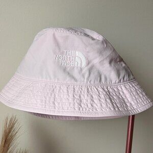 The North Face Light Pink Bucket Hat | Unisex L/XL